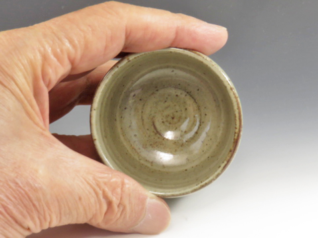 Taisha-Yaki (Ishikawa) Japanese sake cup (guinomi) 3NOT0003