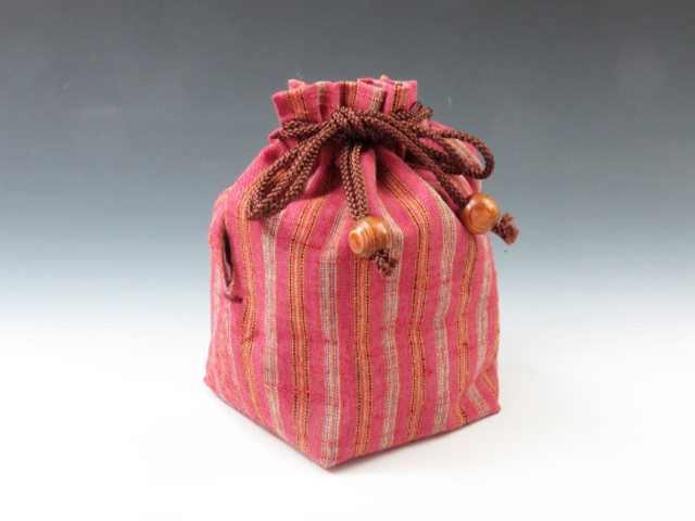 Japanese sake cup carrying pouch ("Aizu" cotton / three red stripes)