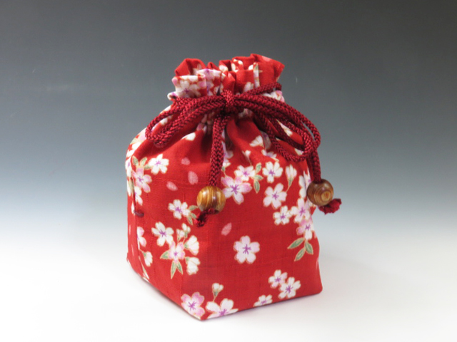 Japanese sake cup carrying pouch (Cherry blossom pattern)