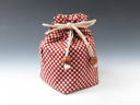 photo Japanese sake cup carrying pouch (Checkered Pattern)