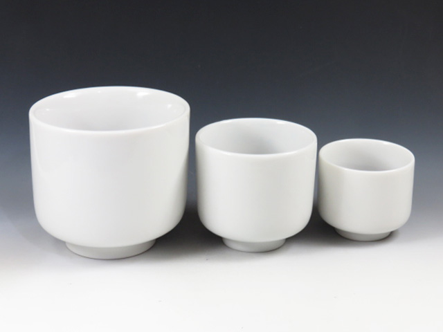 Mino-Yaki (Gifu) Porcelain Japanese sake tasting cup set (guinomi set) 4MIN0068