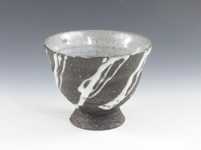 Banko-Yaki (Mie) Suigetsu-Toen Japanese sake cup (guinomi) 4BAN0030