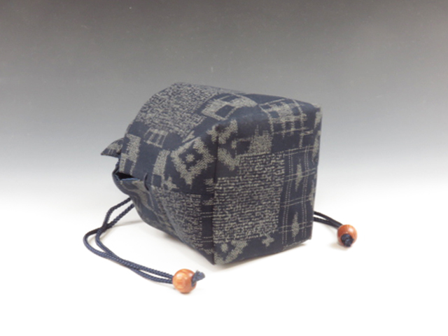 Japanese sake cup carrying pouch (Classic patterns)