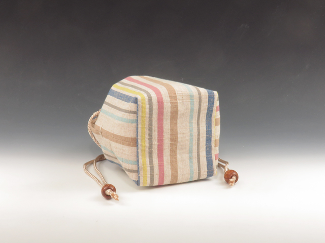 Japanese sake cup carrying pouch ("Aizu" cotton / light seven-colors strips)