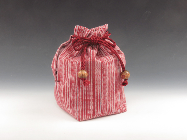 Japanese sake cup carrying pouch ("Aizu"  cotton / red strips)