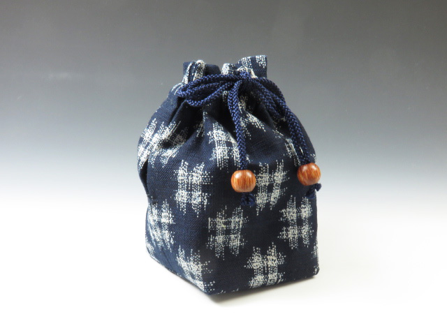Sake cup pouch (Sharp pattern woven with uneven thread)