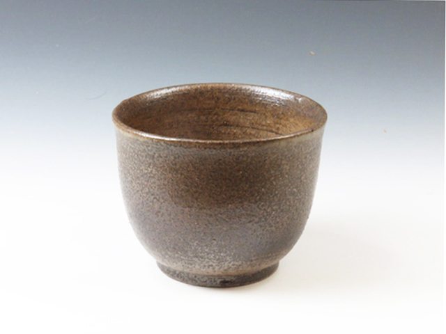 Uchiharano-Yaki (Kochi) Mokusei-Gama Japanese sake cup (guinomi) 7UCH0009