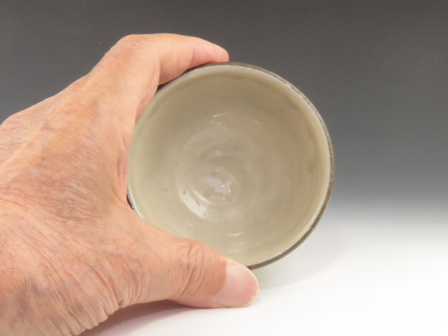 Tsuboya-Yaki (Okinawa) Shigeo-Gama Japanese sake cup (guinomi) 8TUB0057