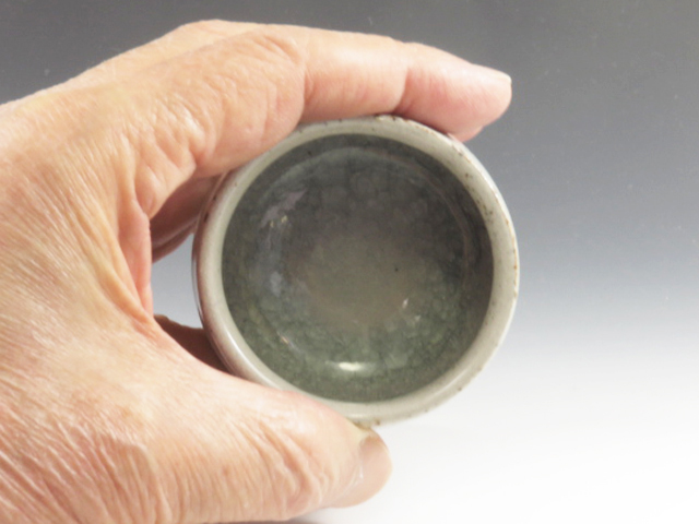 Tateoka-Yaki (Yamagata) Komatsuzawa-Kobo pottery Sake cup  1TAT0009