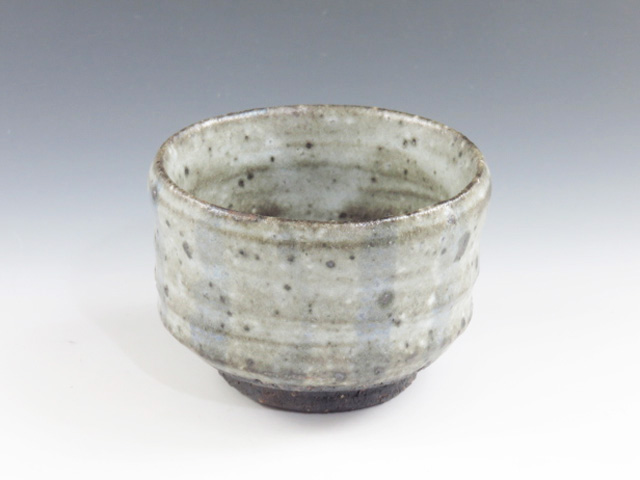 Mino-Yaki (Gifu) Shyuzan-Gama Japanese sake cup (guinomi)  4MIN0092