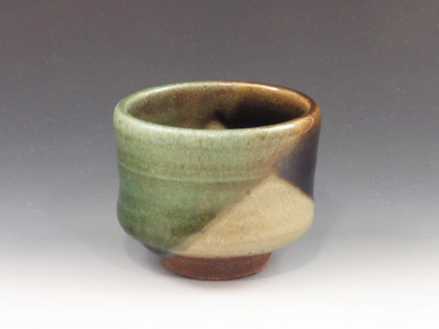 Kuromuta-Yaki (Saga) Maruta Nobumasa-Gama Pottery Sake cup 8KUR0012