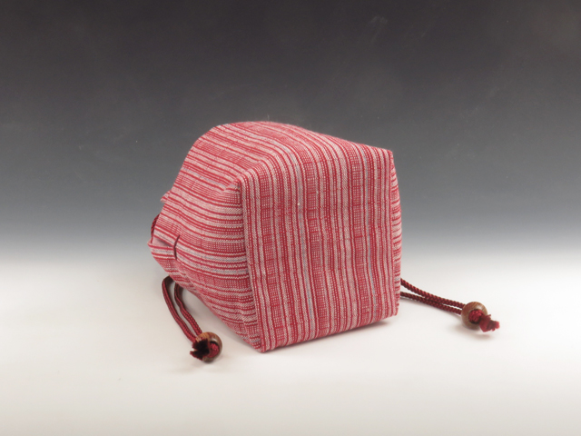 Sake cup pouch (Aize cotton / red strips)