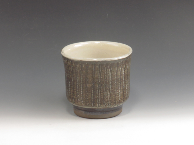 Onta-Yaki (Oita) Kobukuro-Gama Japanese sake cup (guinomi) 8ONT0045