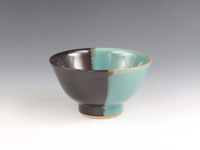 Ushinoto-Yaki (Tottori) Nakai-Gama Japanese sake cup (guinomi) 6USH0020