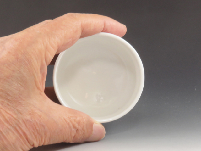 Izushi-Yaki (Hyogo) Ueda Seitojyo Porcelain Sake cup 5IZU032