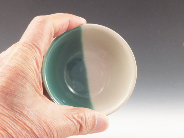 Ushinoto-Yaki-Yaki (Tottori) Nakai-Gama Pottery Sake cup 6USH0021