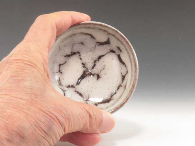 Shigaraki-Yaki (Shiga) Ogawa Kenzo Tobo Pottery Sake cup 5SHI0079