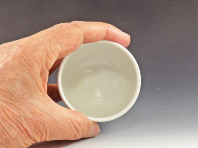 Izushi-Yaki (Hyogo) Koyo-Toen Porcelain Sake cup