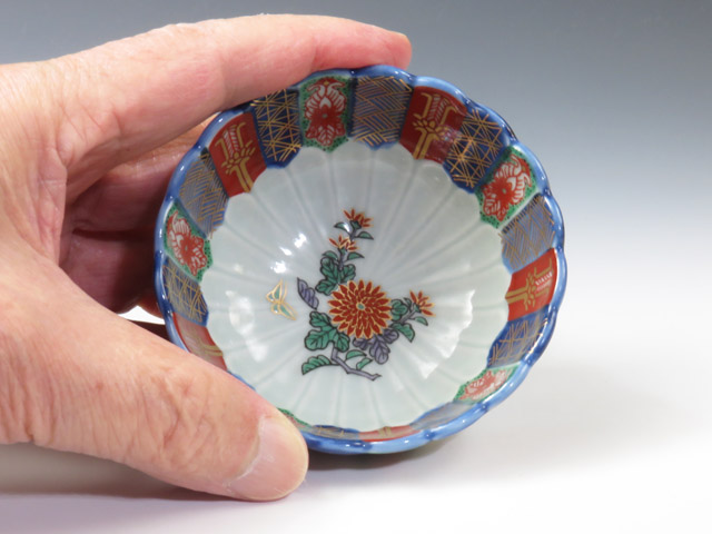 Imari-Yaki (Saga) Rinkuro-Gama Porcelain Sake cup 8IMA0027